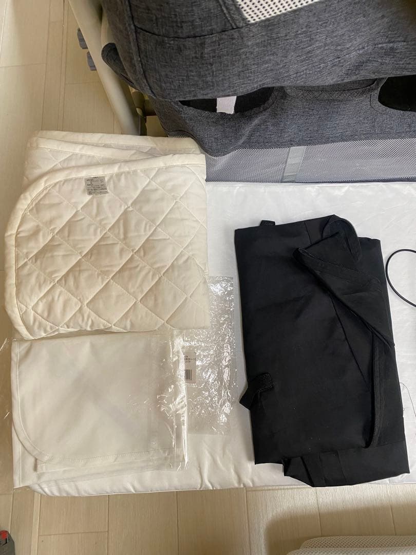 電動ベビーベッド