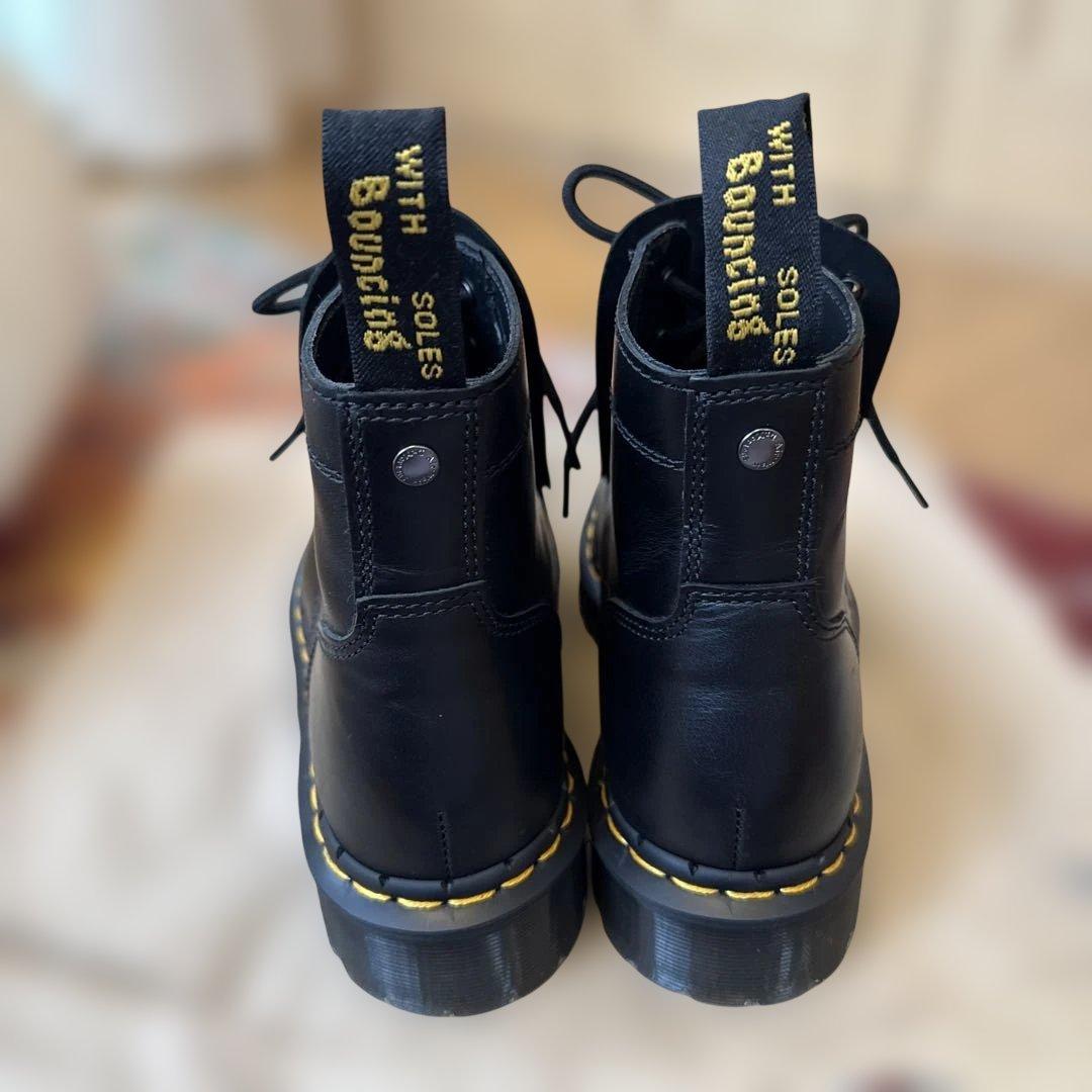 未使用　Dr.Martin 101 BEX NW 6 ホール ブーツ　UK3