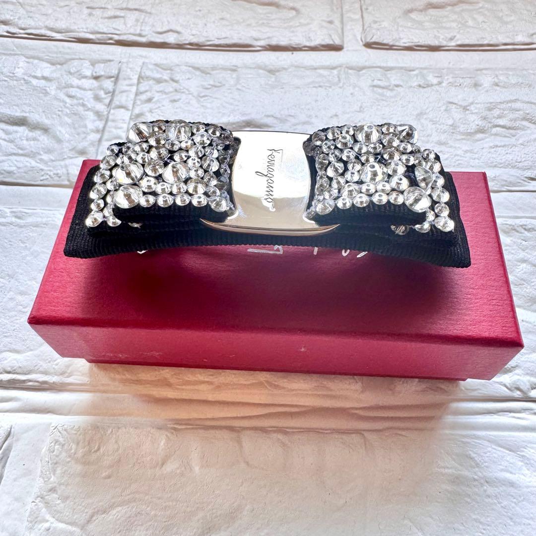 [新品]Salvatore Ferragamo フェラガモ　ヴァラリボンバレッタ