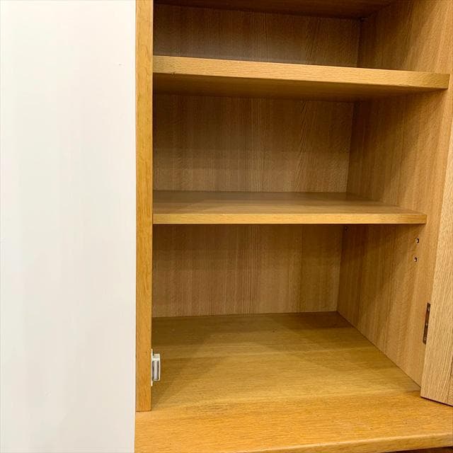 80'sヴィンテージオーク突板スリム食器棚（カップボード）