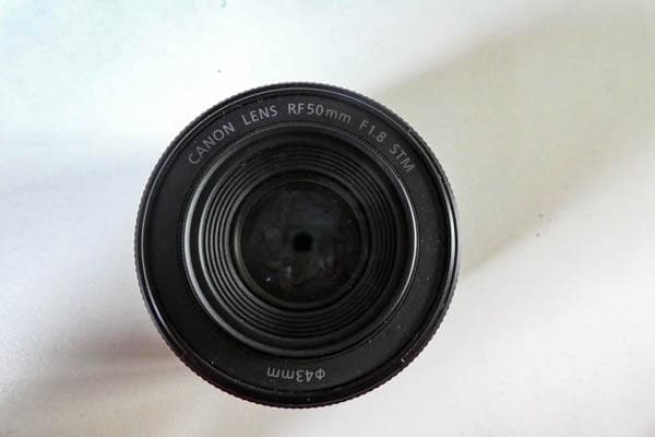 Fujioさん専用CanonRF50mm F1.8 STMフード・プロテクトつき