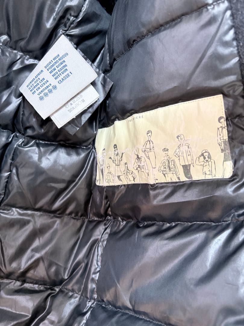 美品　モンクレール　ダウンコート