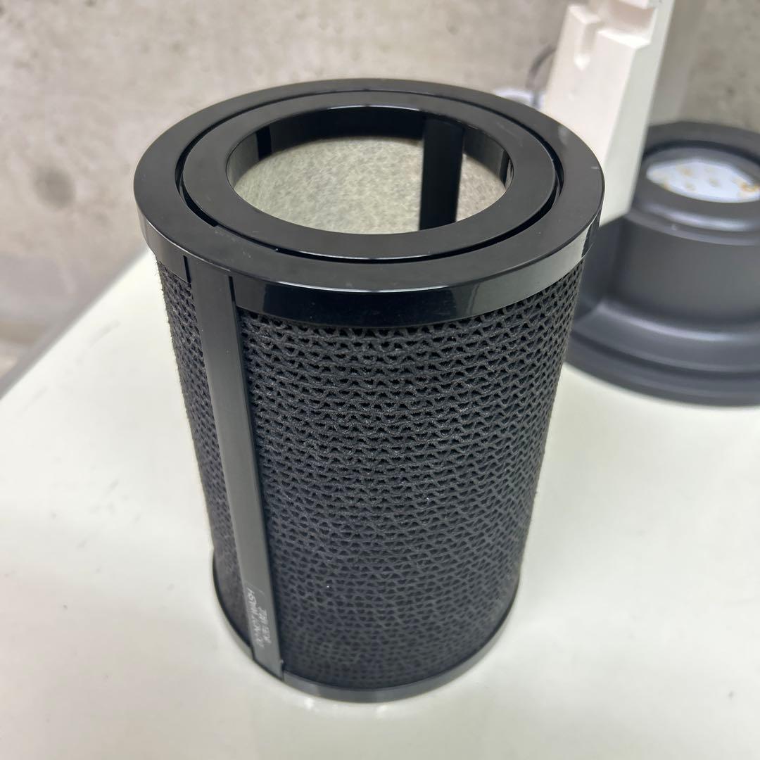 2023年製　清掃済み　SHARP シャープ　脱臭機　DY-S01