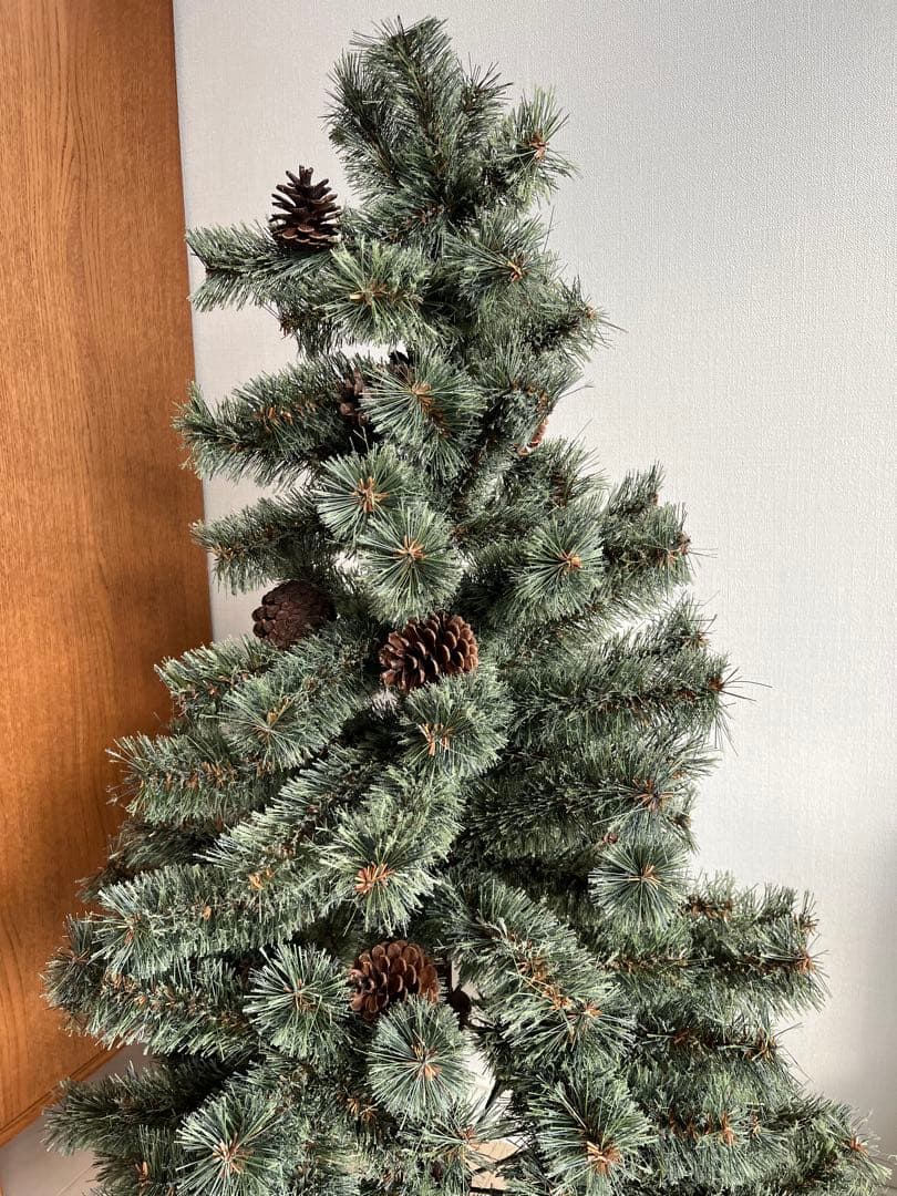 ニコアンド 松ぼっくり付きクリスマスツリー　120㎝