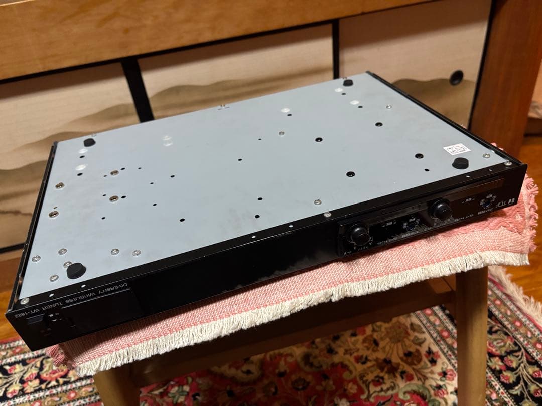 ①TOA ダイバシティワイヤレスチューナーWT-1822 二波