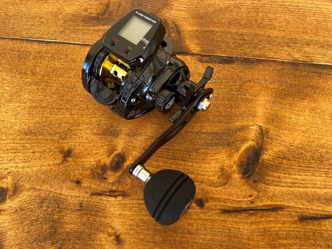 ジギングロッド　デジタルカウンター付きリール　スパイラル　パワーハンドル　船釣り