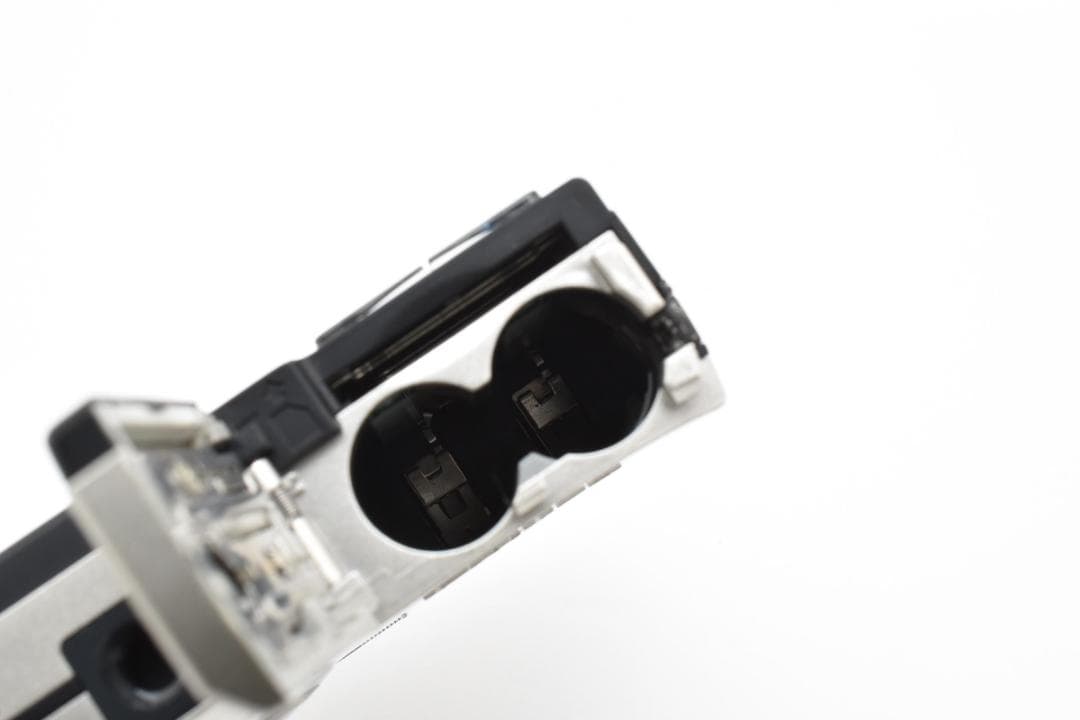 ★美品★PENTAX Optio E80　乾電池で動きます！　A030