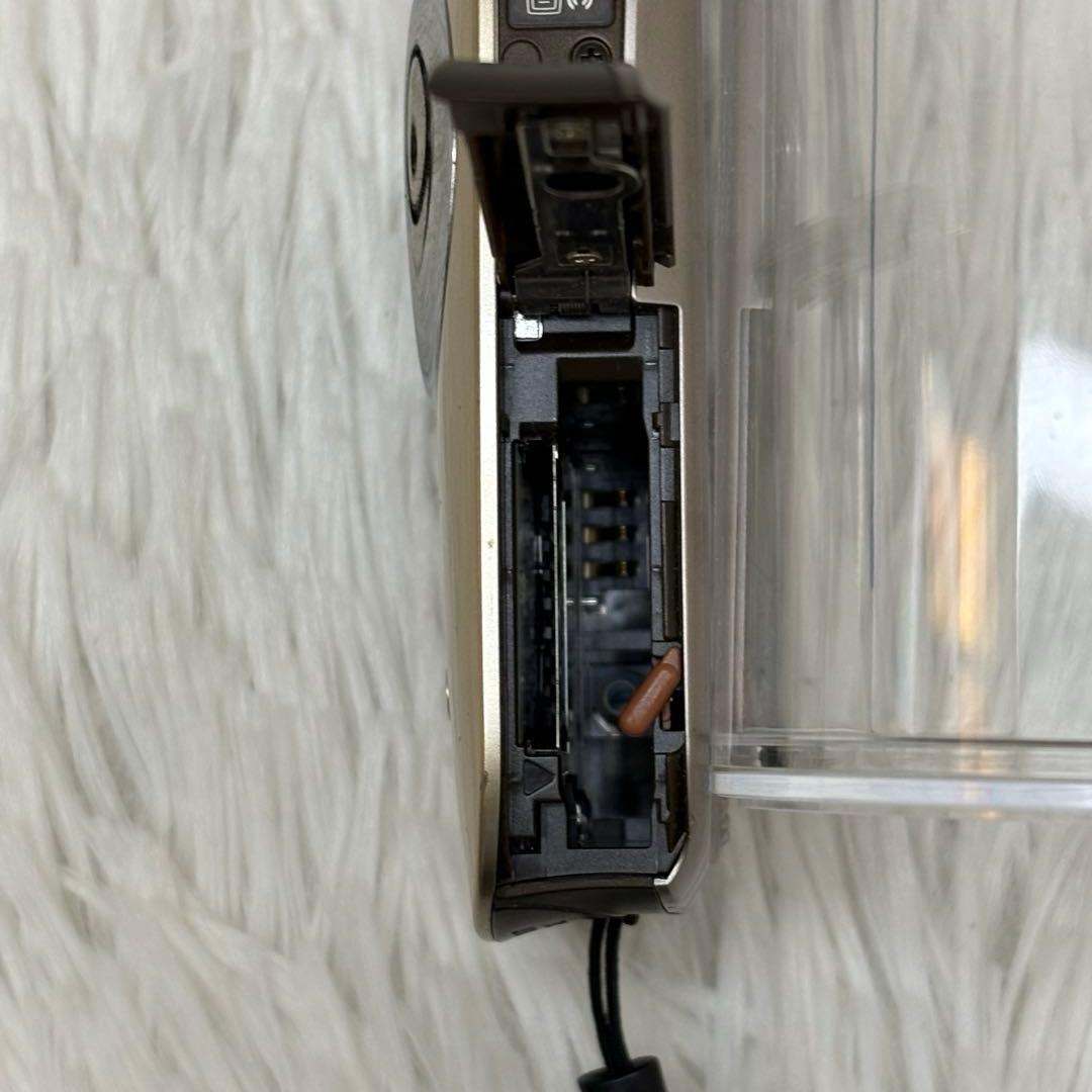 Canon カメラ　IXY 510IS PC1356 ゴールド コンデジ　訳あり