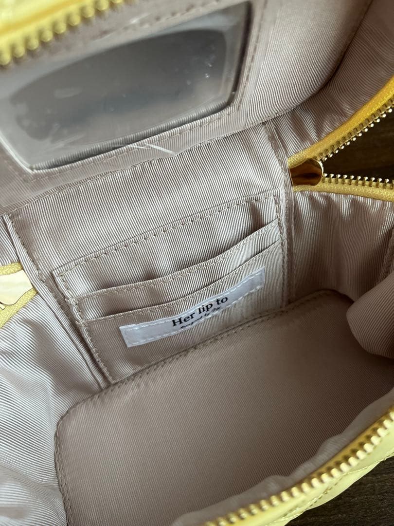 バッグ Herlipto Monogram Quilted Vanity Bag