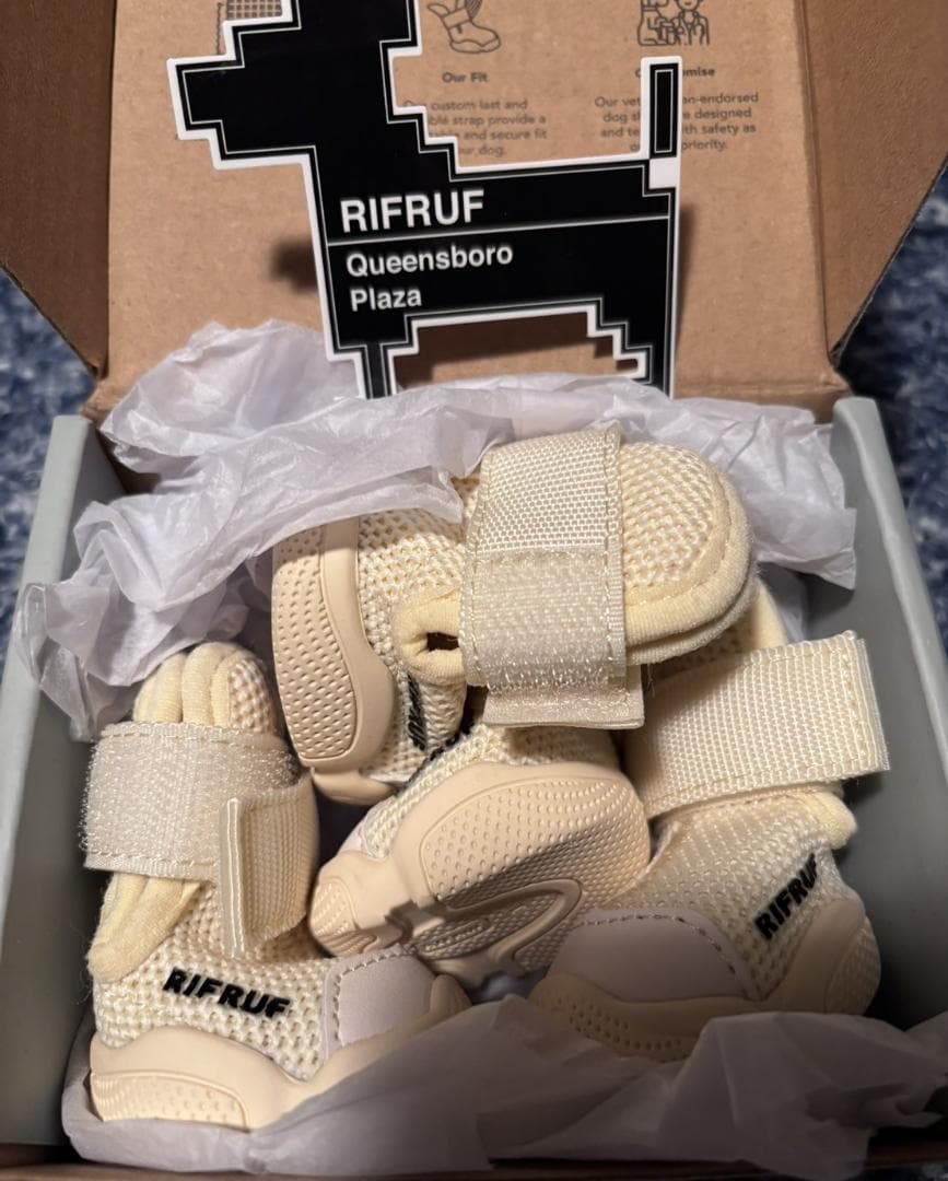 さらに値下げしました)RIFRUF ドッグシューズ ベージュ