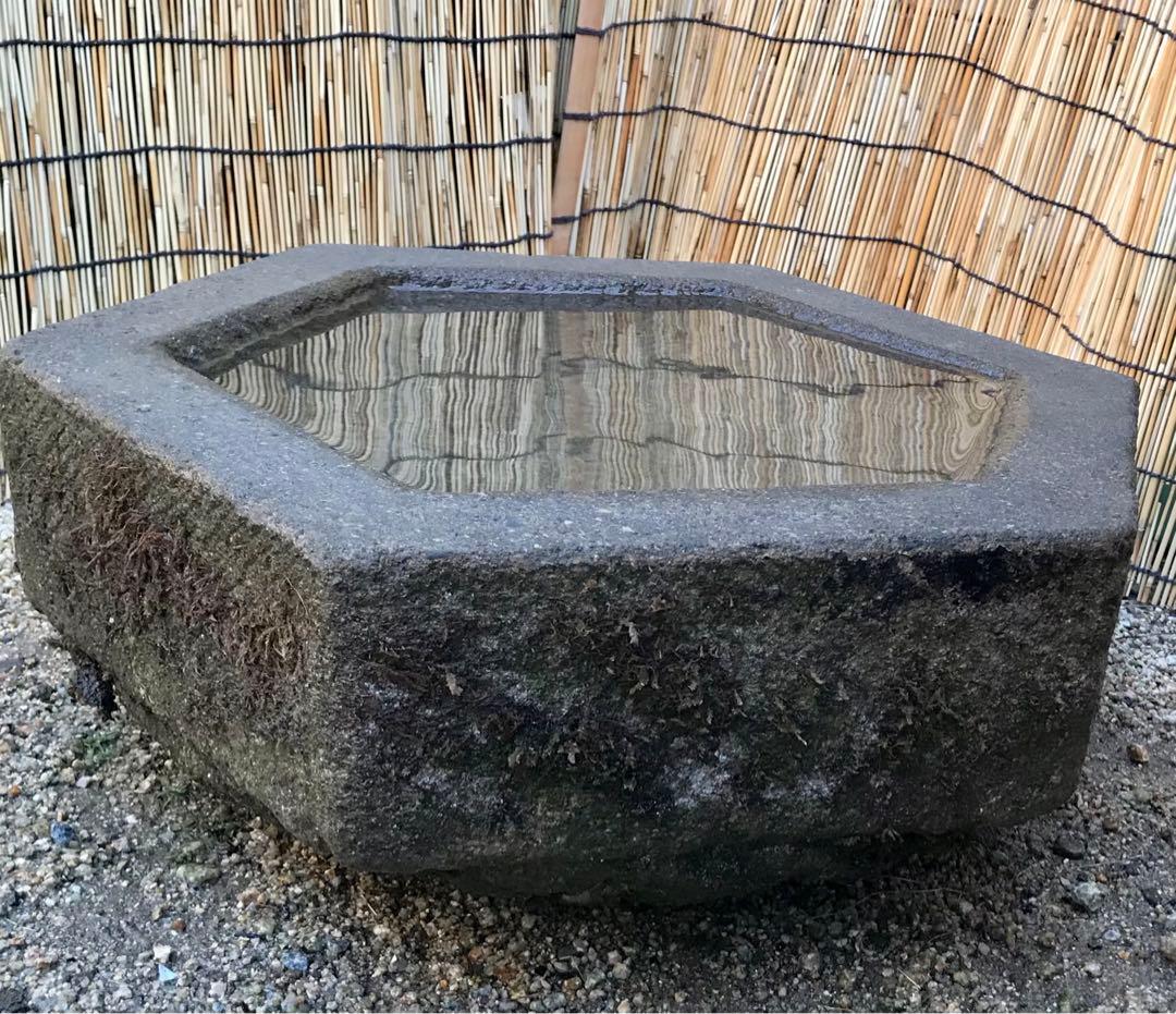 【六角水鉢・蹲・茶庭】庭石・オブジェ・置物・ガーデニング・バードバス