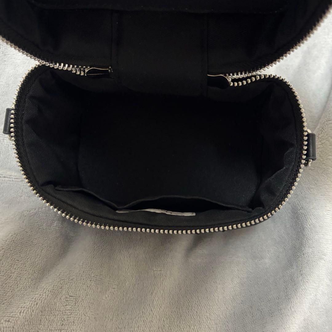 【本日限定価格】ダーリッチ キルティングスクエアミニバッグ シルバー バニティ