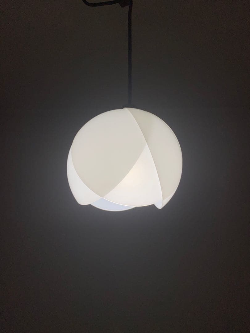 ペンダントライト　ホワイト系　フラワーペンダント　レトロ　天井照明　リペア済み