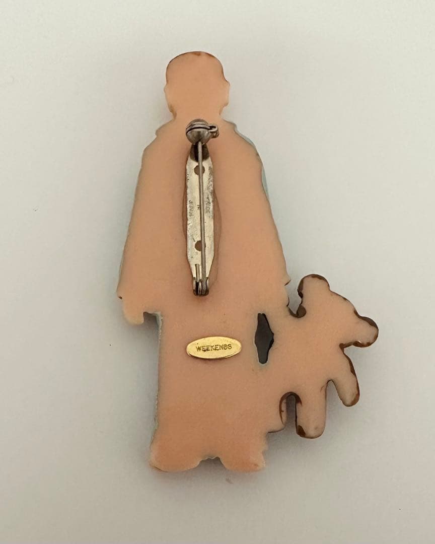 【新品未使用】weekendsウィークエンズ パジャマ少年ブローチ