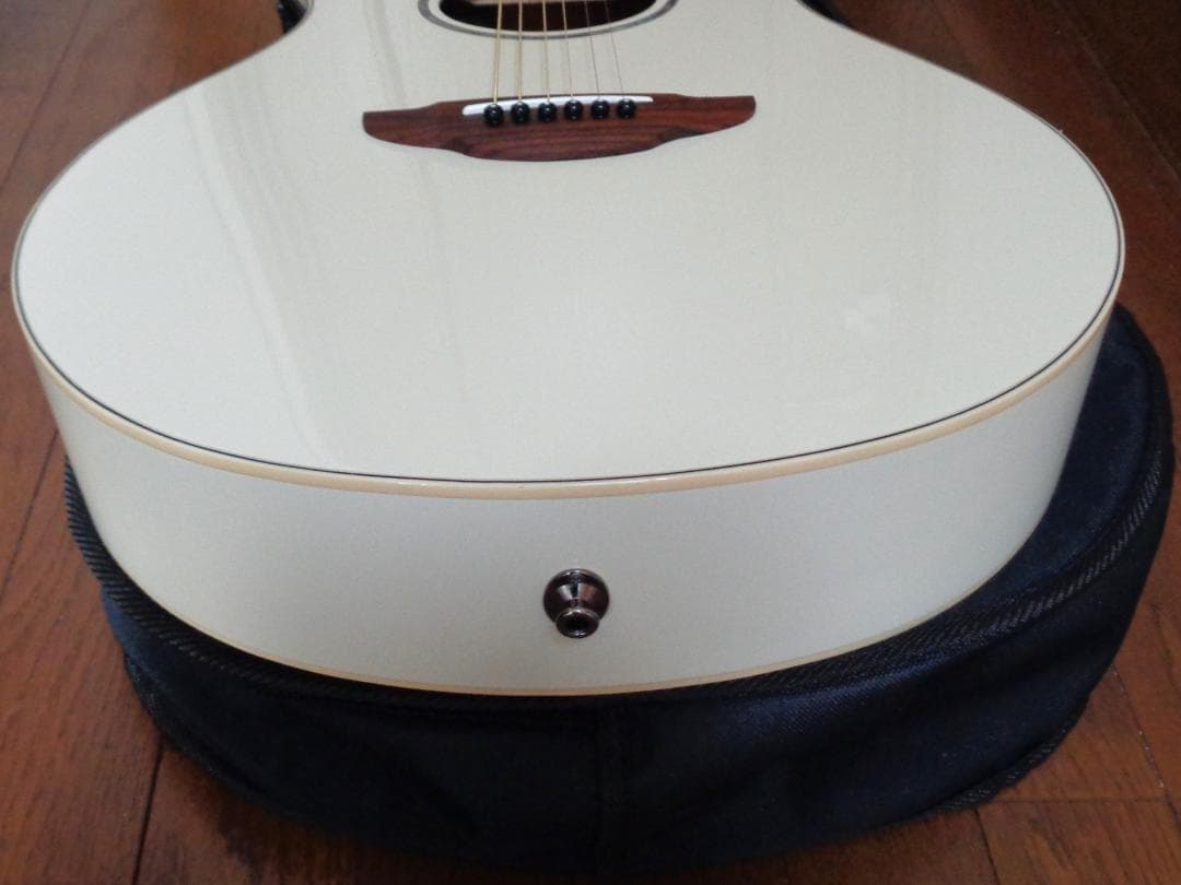 YAMAHA APX600　エレアコ　ヤマハ　純正ケース付　ほぼ未使用の美品