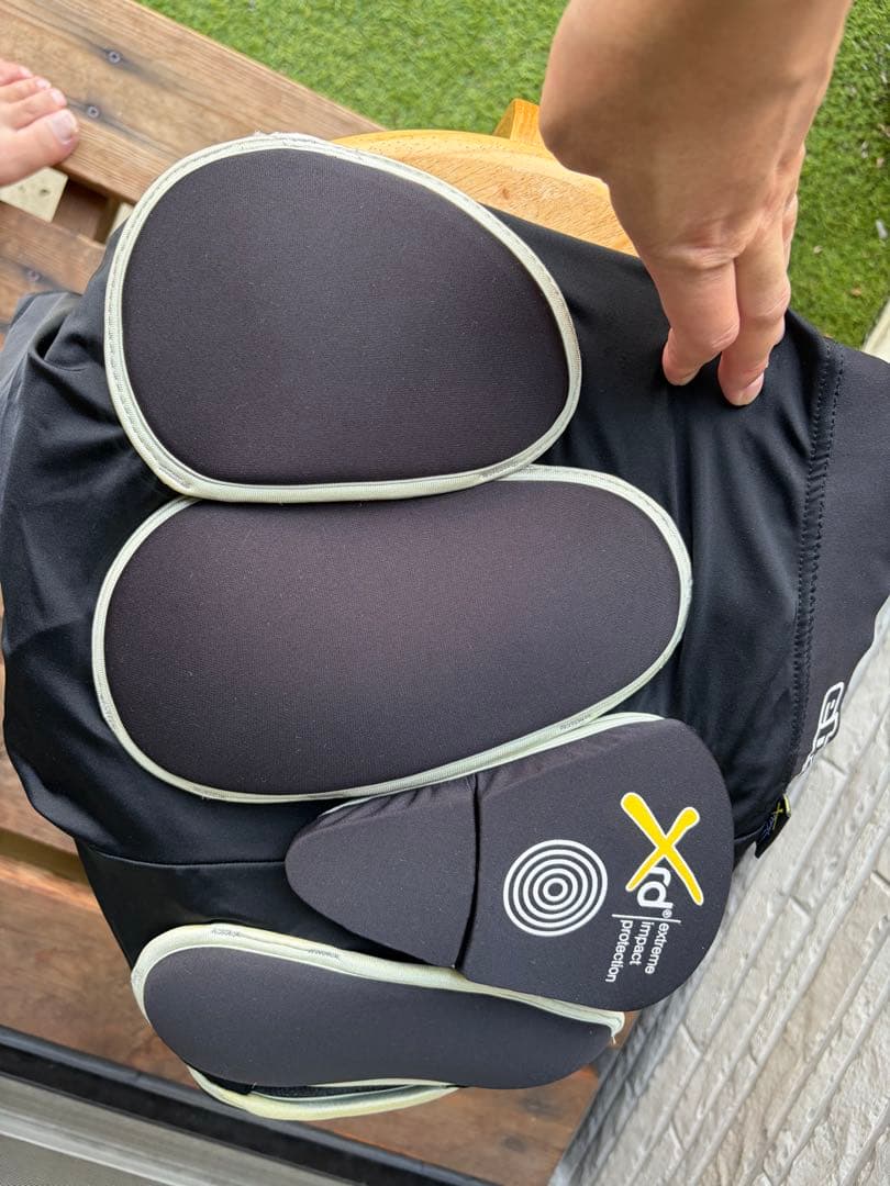 【美品】eb's エビス SLIM XRD スノーボード プロテクター　サイズL