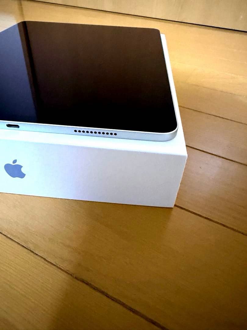 Apple iPad Pro第5世代12.9インチ シルバー wi-fiモデル