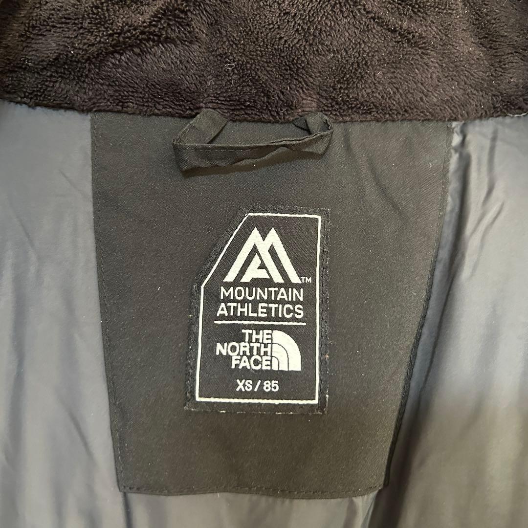 【ノースフェイス】ロングダウンコート　ベンチコート　XSブラック黒　刺繍　F5