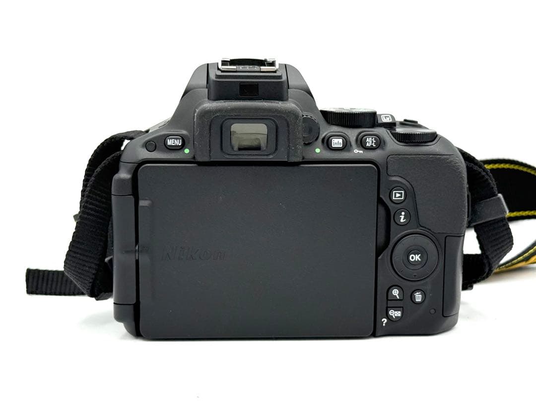 【完動品】Nikon D5500 18-140mm VRレンズキット 動作確認済