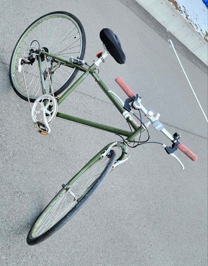 SCD700 クロスバイク 自転車