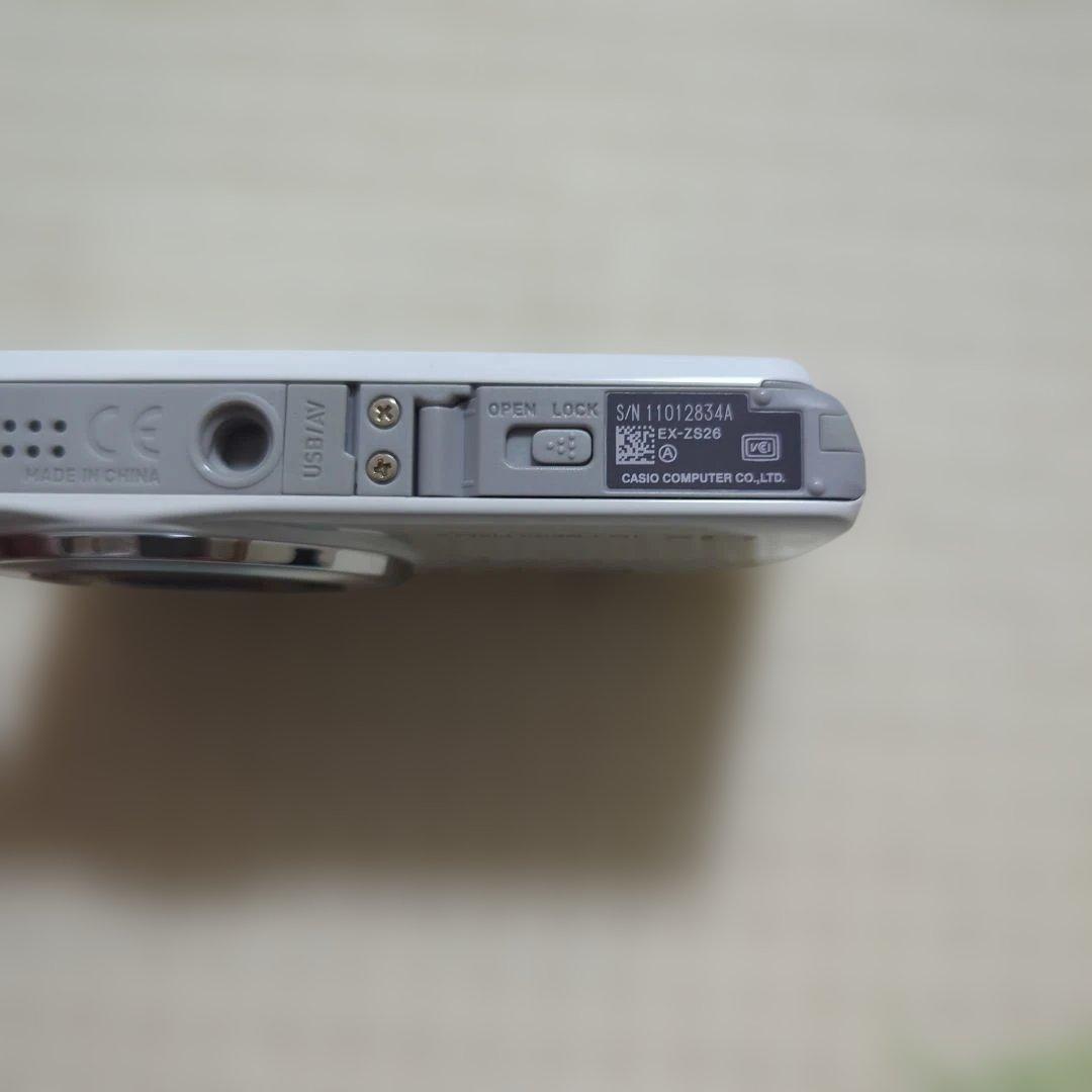 CASIO EXILIM EX-ZS26 コンパクトデジタルカメラ