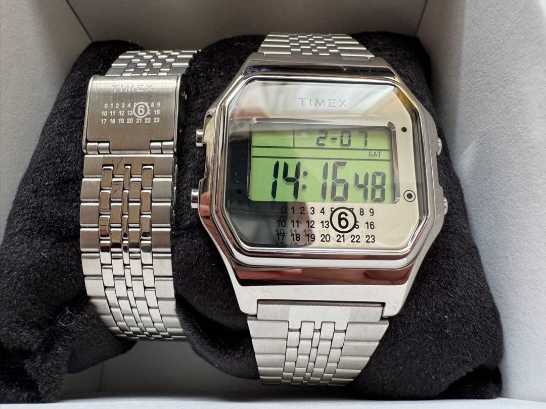 MM6 TIMEX デジタル腕時計