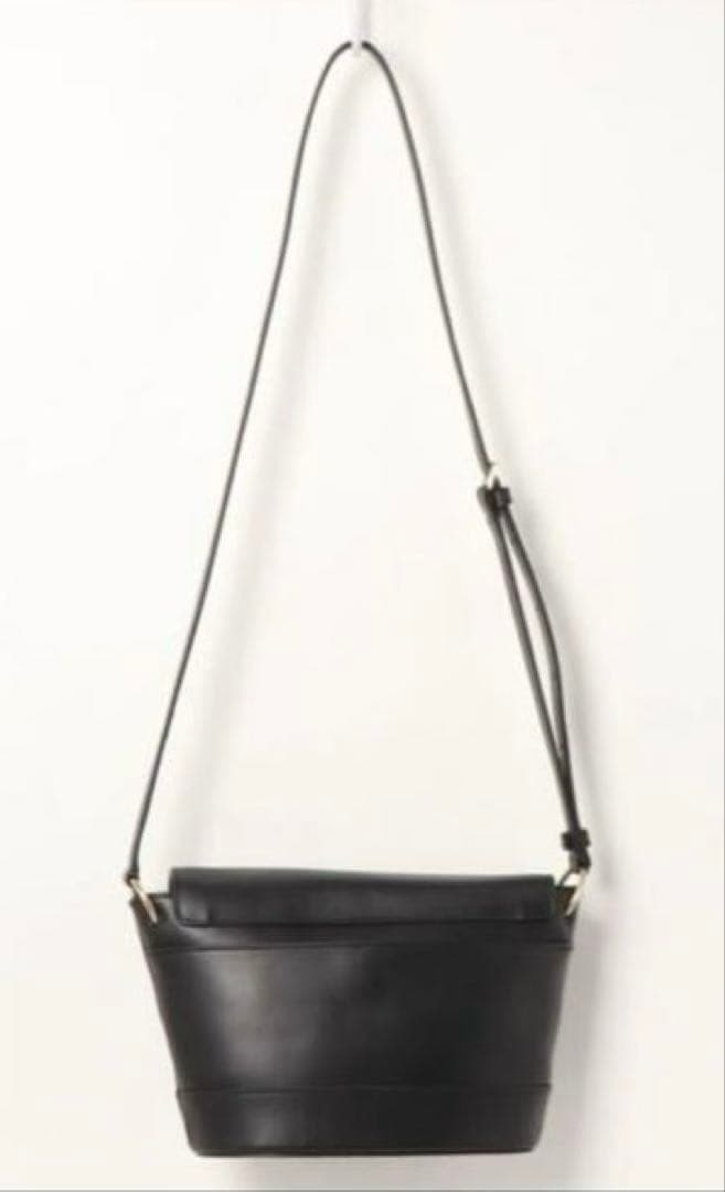 【美品】アニエスベー　ショルダーバッグ　牛革　ブラック