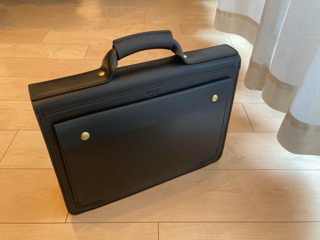 ヘルツ　前後ふた付きポケット・2wayビジネスバッグ(BC-54)