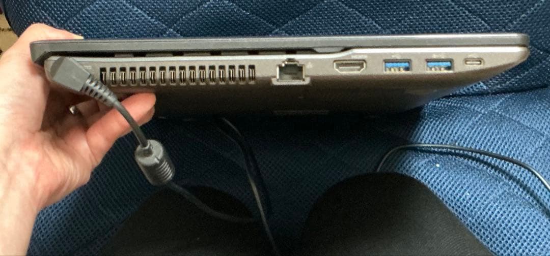 LIFEBOOK WAB/F FMVWFAB14 21年12月製　中古　送料込