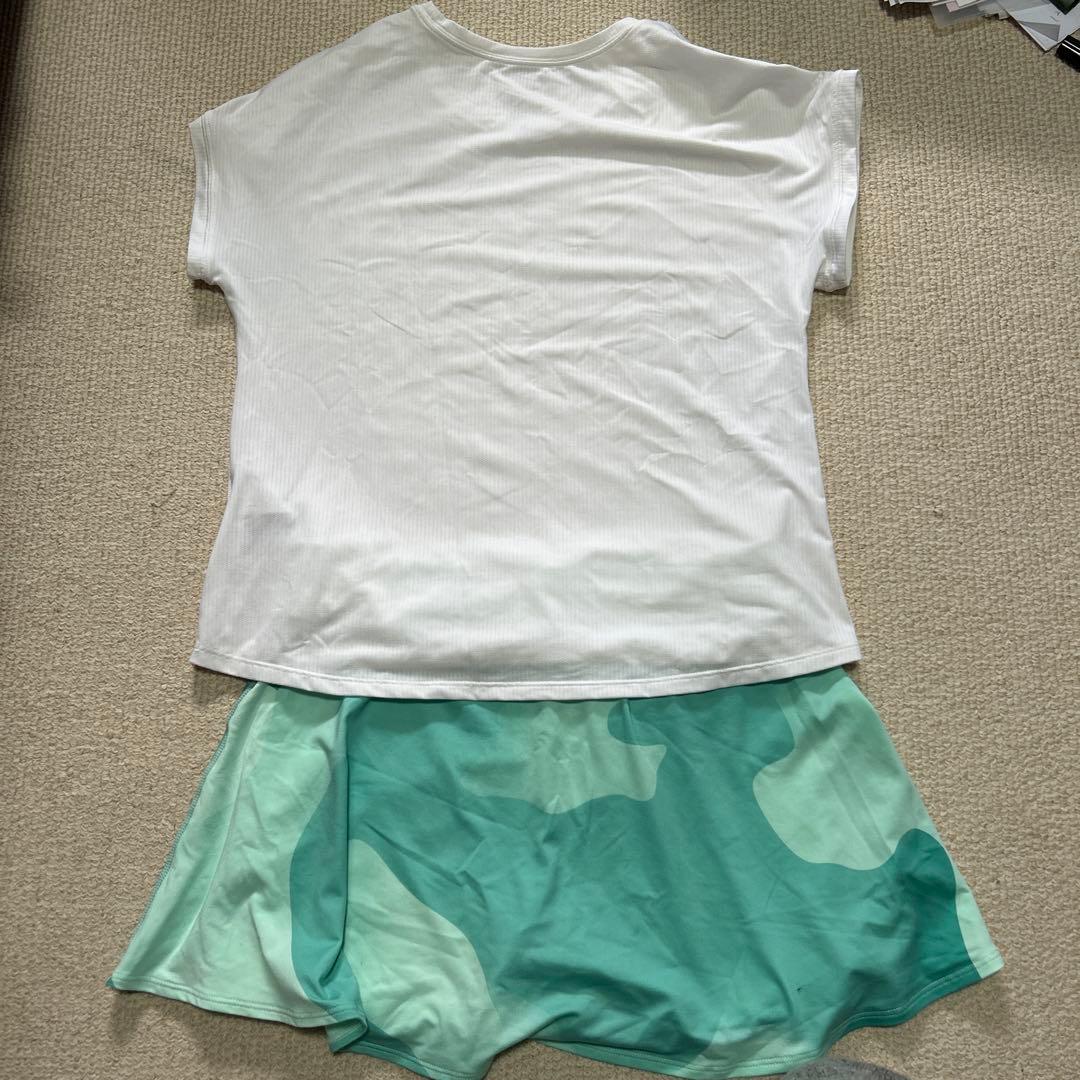 Nike テニスウェア ナイキ　海外モデル　上下セット　スコート　シャツ