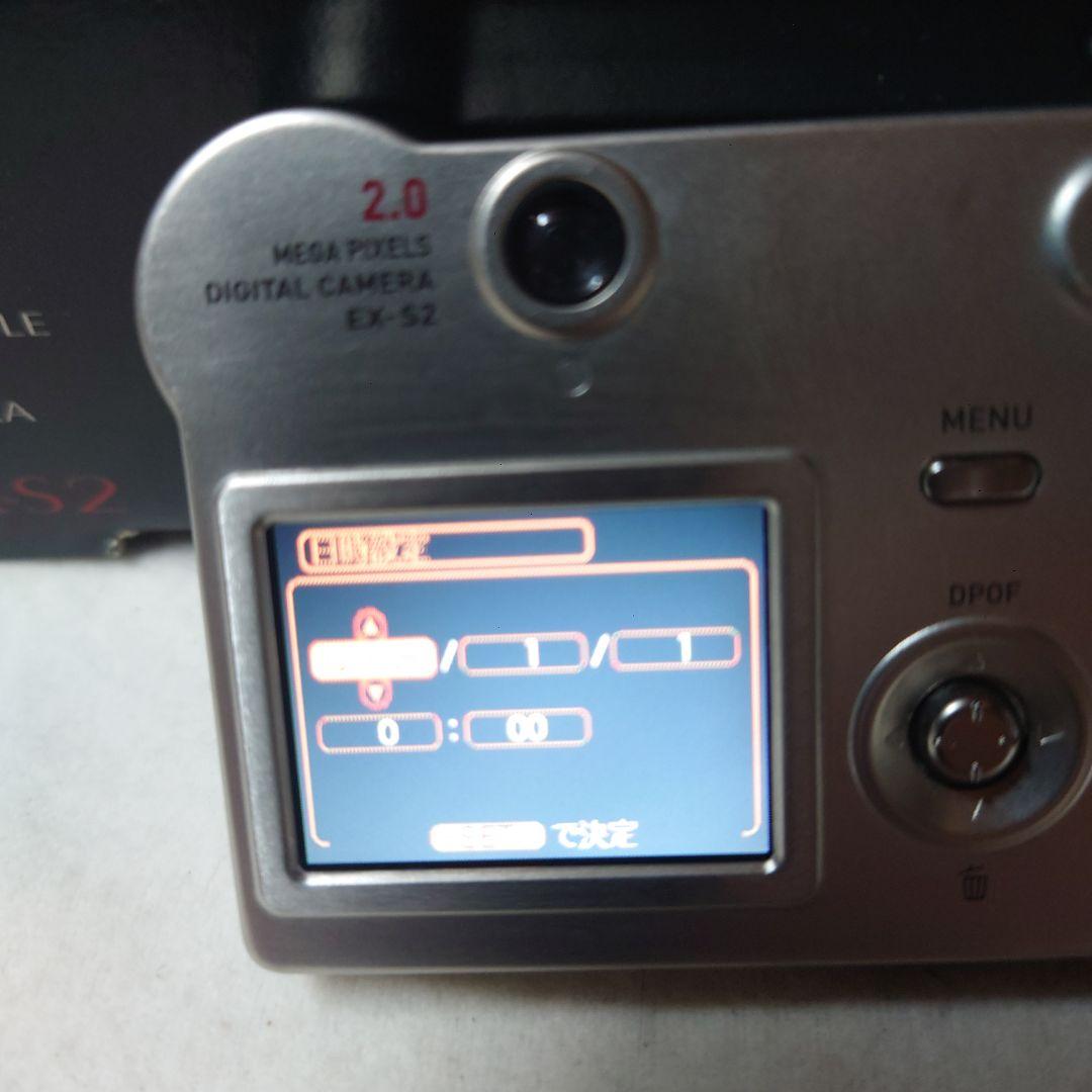 CASIO EX-S2 デジタルカメラ 2.0メガピクセル・箱付き