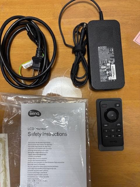 BenQ MOBIUZ EX2710R 湾曲ゲーミングモニター