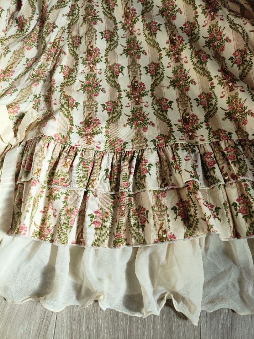 【極美品】BODY LINE ロリィタ 2点セット（ミリタリー＆花柄クラシック）