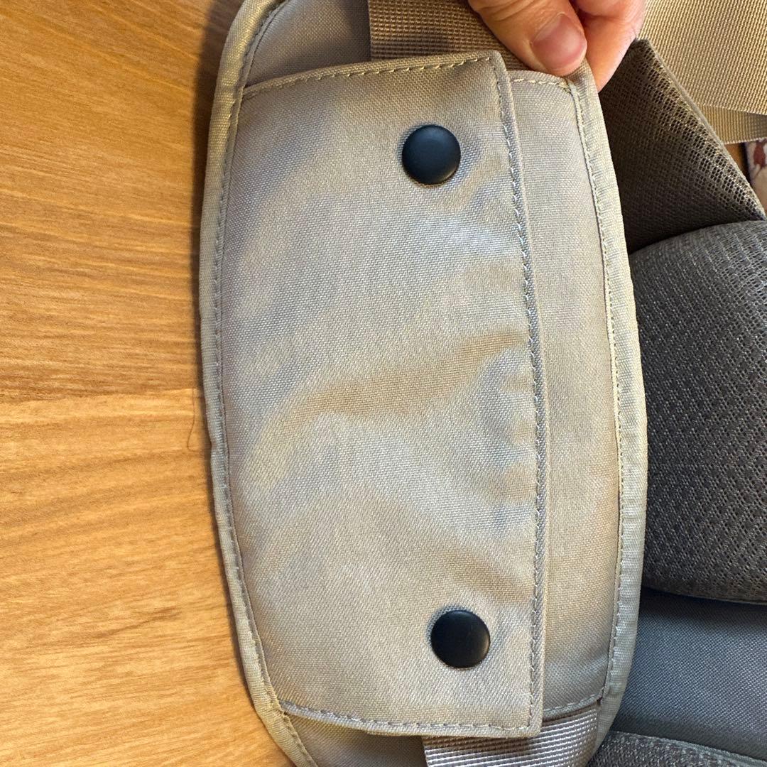 Hugoo ヒップシート　カームベージュ