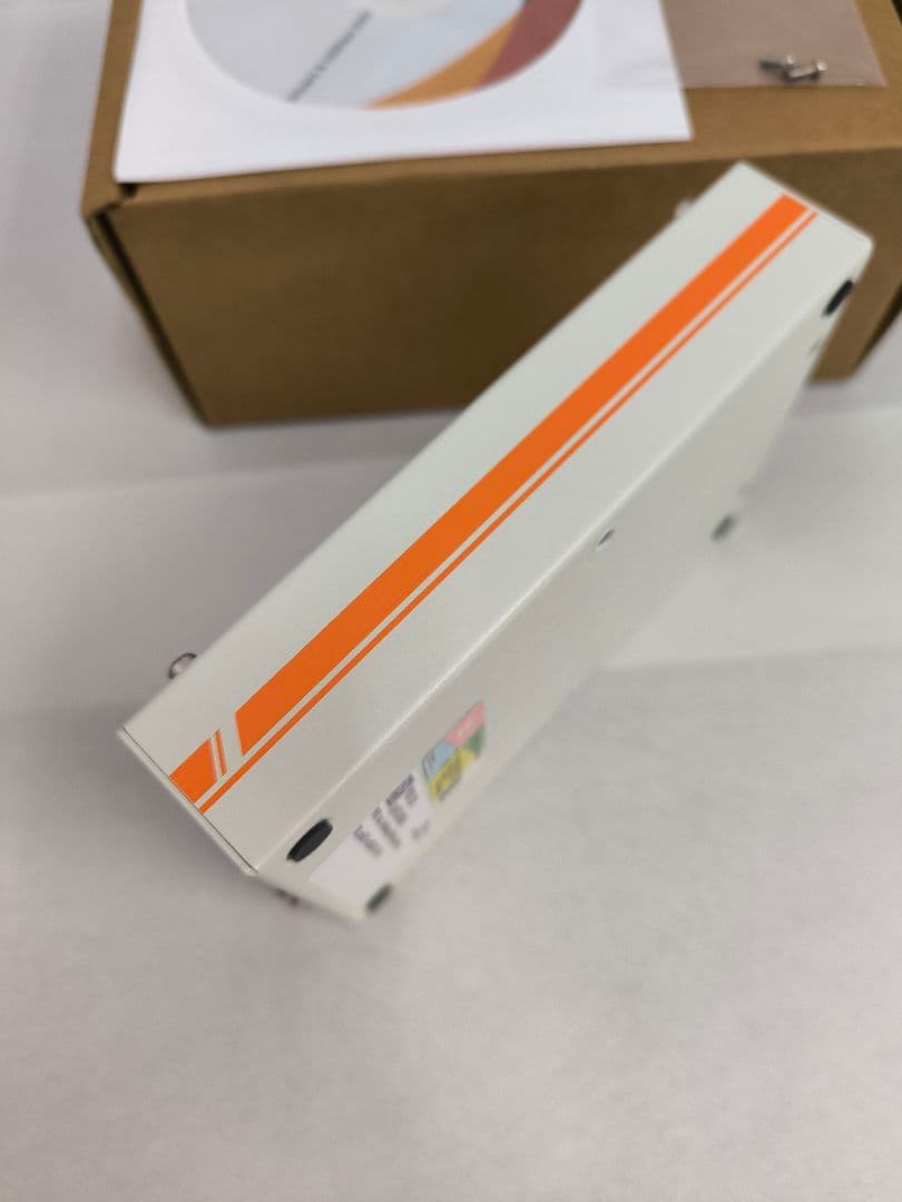 未使用 NEOUSYS POC-120 小型PC ファンレス 産業用