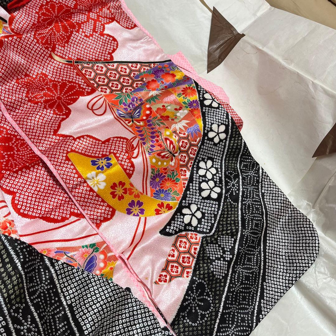 七五三　7歳着物セット　四つ身　祝い着　鈴蘭　絞り柄　赤ピンク黒＋緑