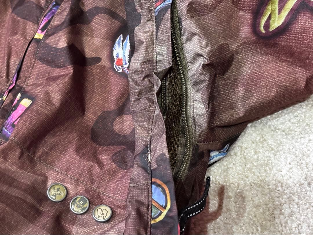 Burton 子ども用スノーボードウェア　サイズUS7/8 （6〜10才）