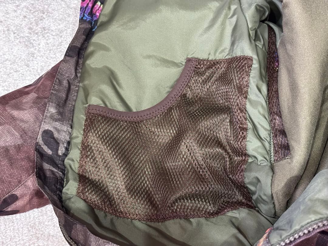 Burton 子ども用スノーボードウェア　サイズUS7/8 （6〜10才）