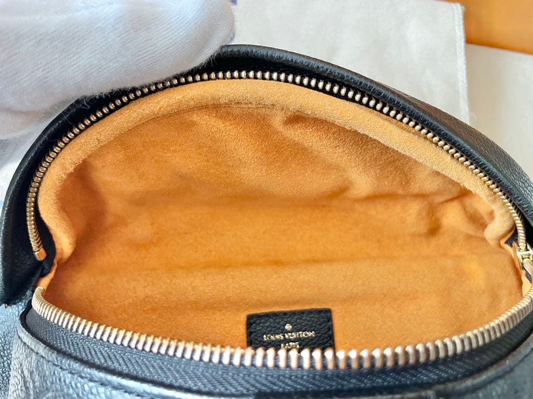 ルイヴィトン バムバッグ ボディバッグ アンプラント ノワール ブラック