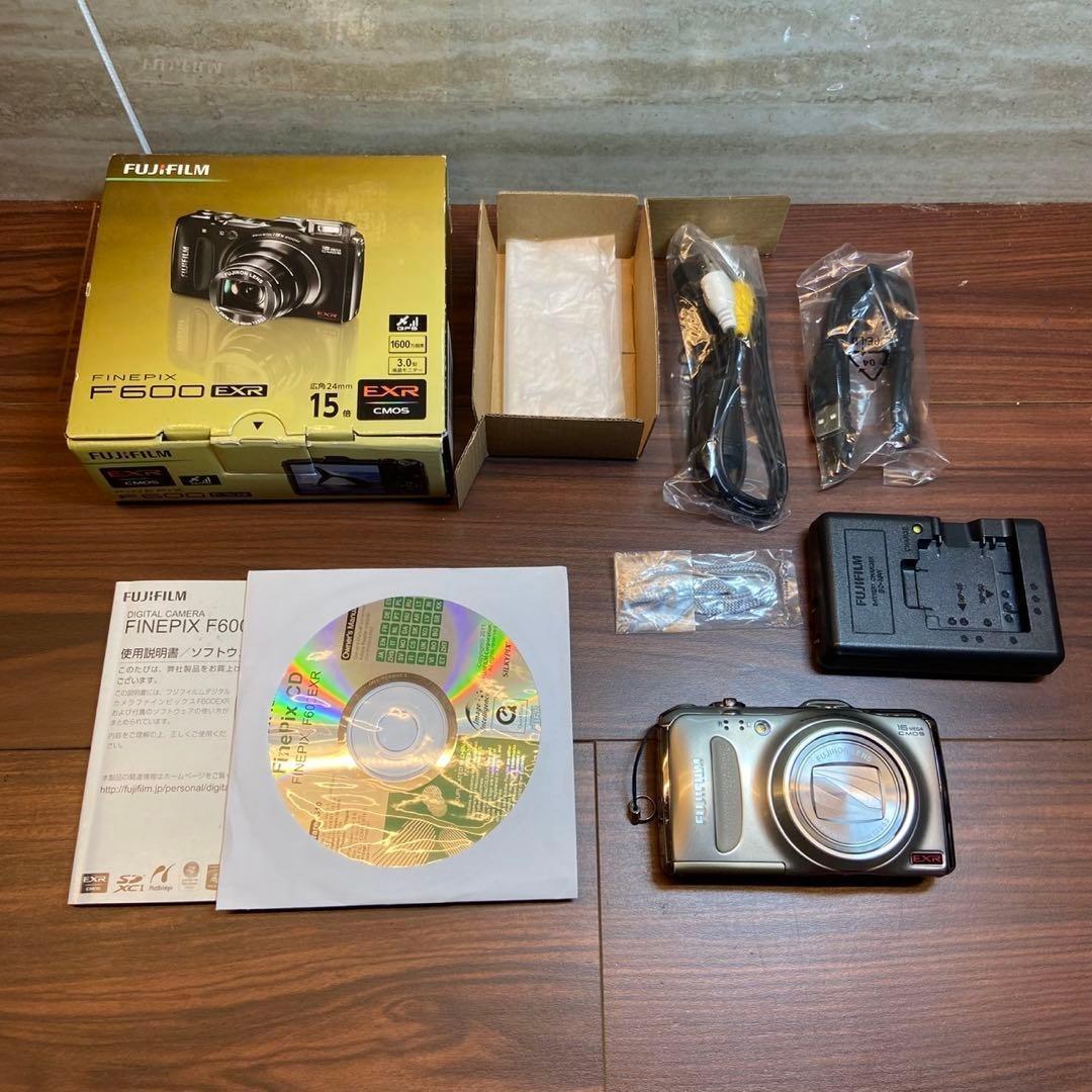 FUJIFILM FinePix F600 EXR デジカメ 4920