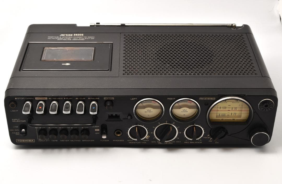 昭和レトロ 東芝 ACTAS RT-8400S 通電確認・ラジオ受信 ラジカセ
