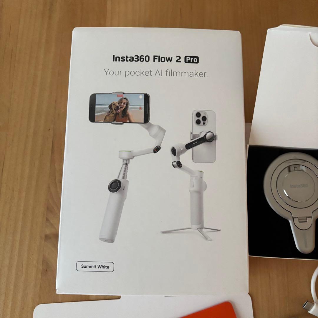 【ほぼ未使用】Insta360 Flow2 Pro クリエイターキット ホワイト