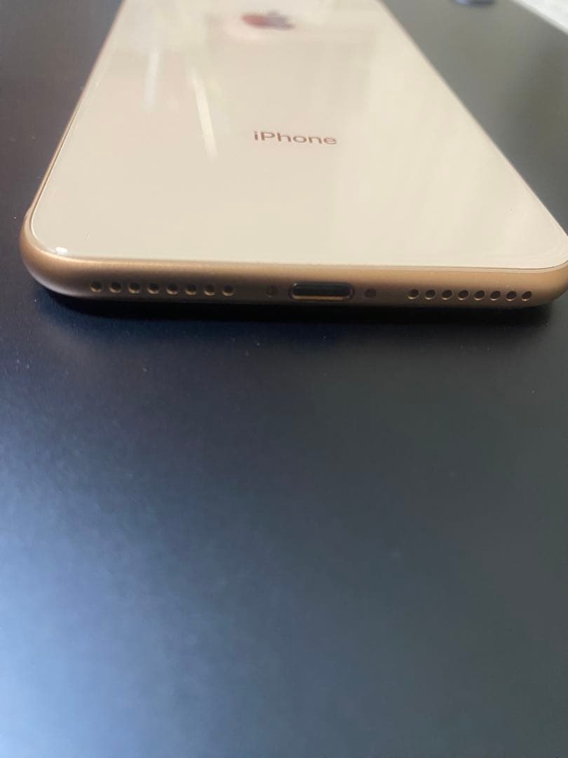 iPhone 8 Plus　ゴールド 本体のみ64GB SIMフリー