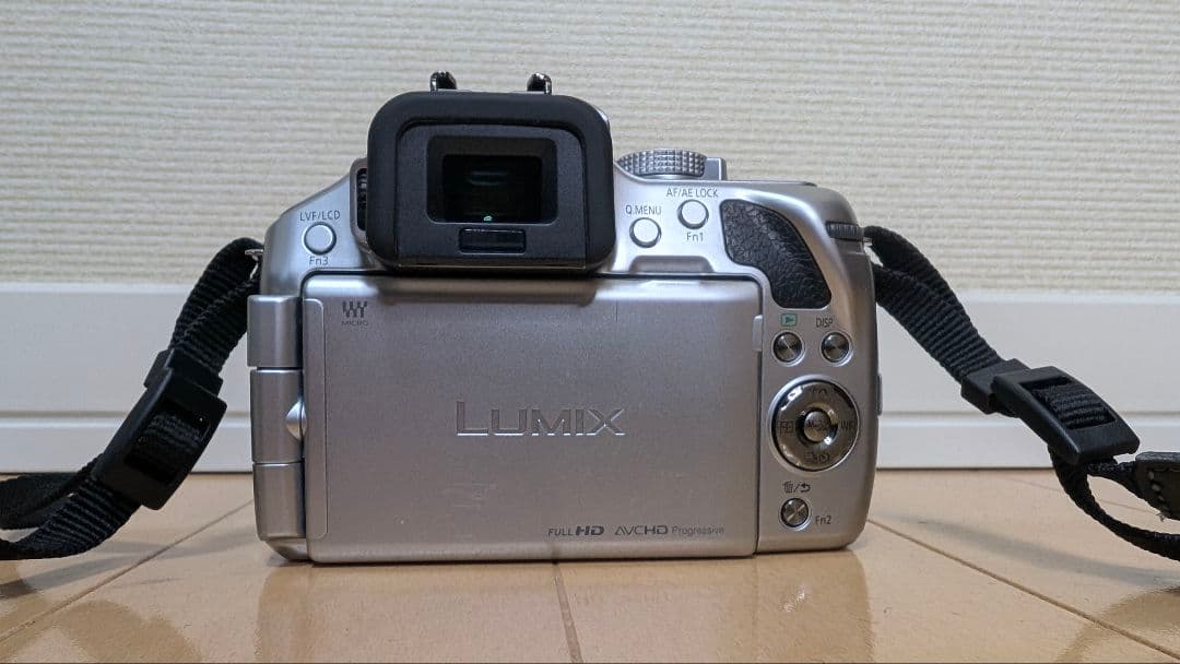 N*a様 Panasonic DMC-G5ミラーレスカメラ　シルバー