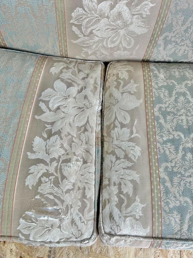 523 チェア イーセンアーレン ソファ 3人 猫脚 クラシック 大塚家具　b