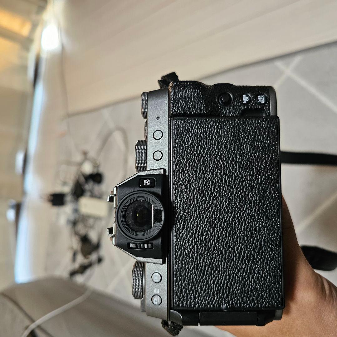 Fujifilm X-T200 ミラーレスカメラとレンズセット