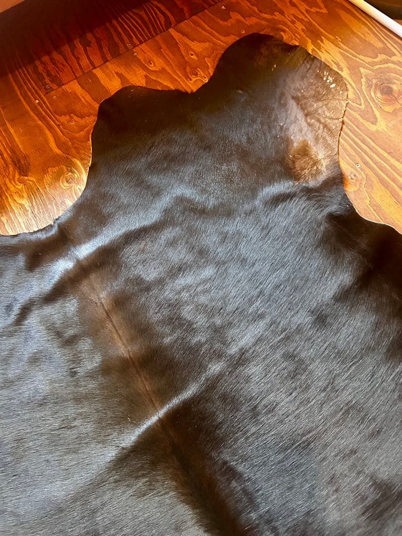 値下げ‼️希少カラー　カウラグ　ハラコ　ラグ