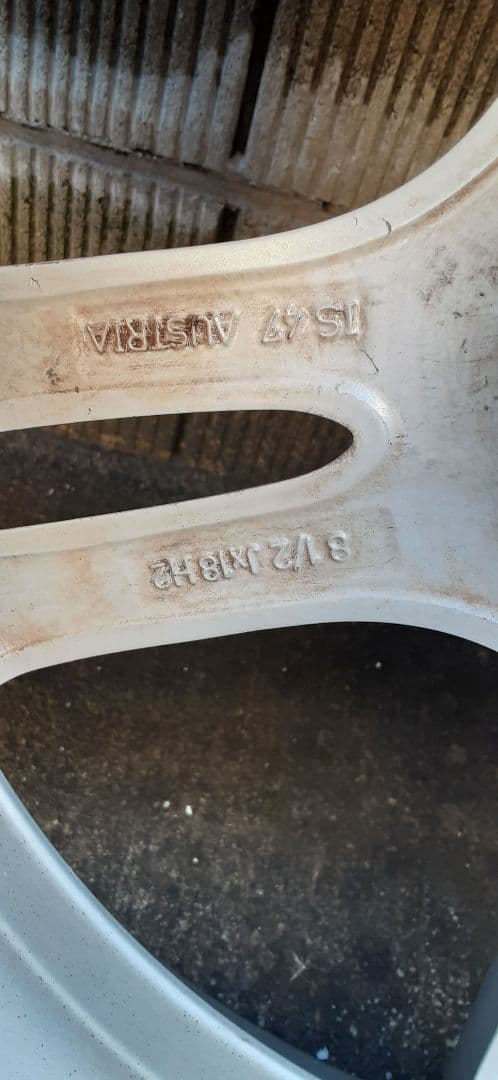  純正+ Pirelli P7 255/40R18 1本 リヤセット①