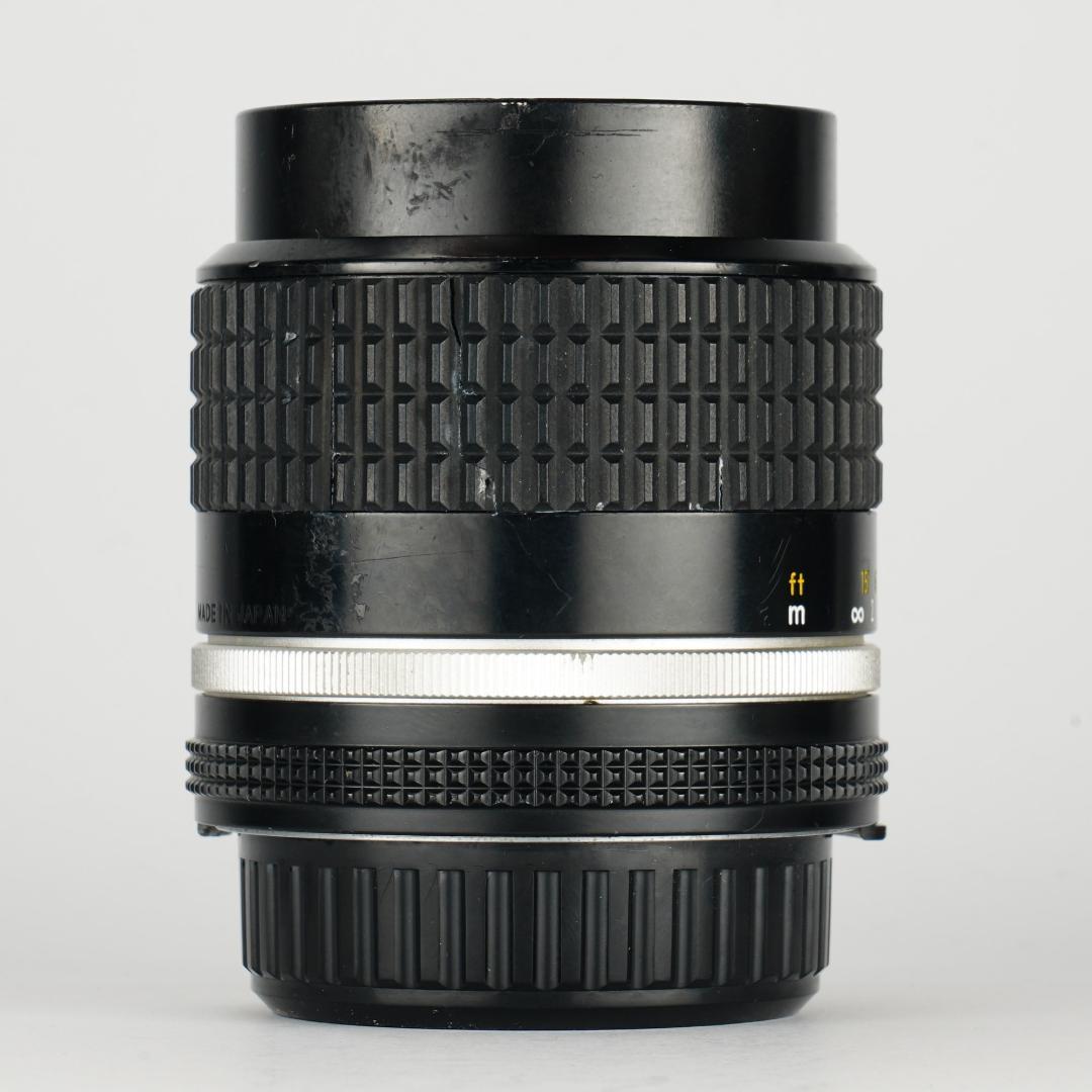 【寄れる大口径】Nikon Ai-s Nikkor 28mm F2 919