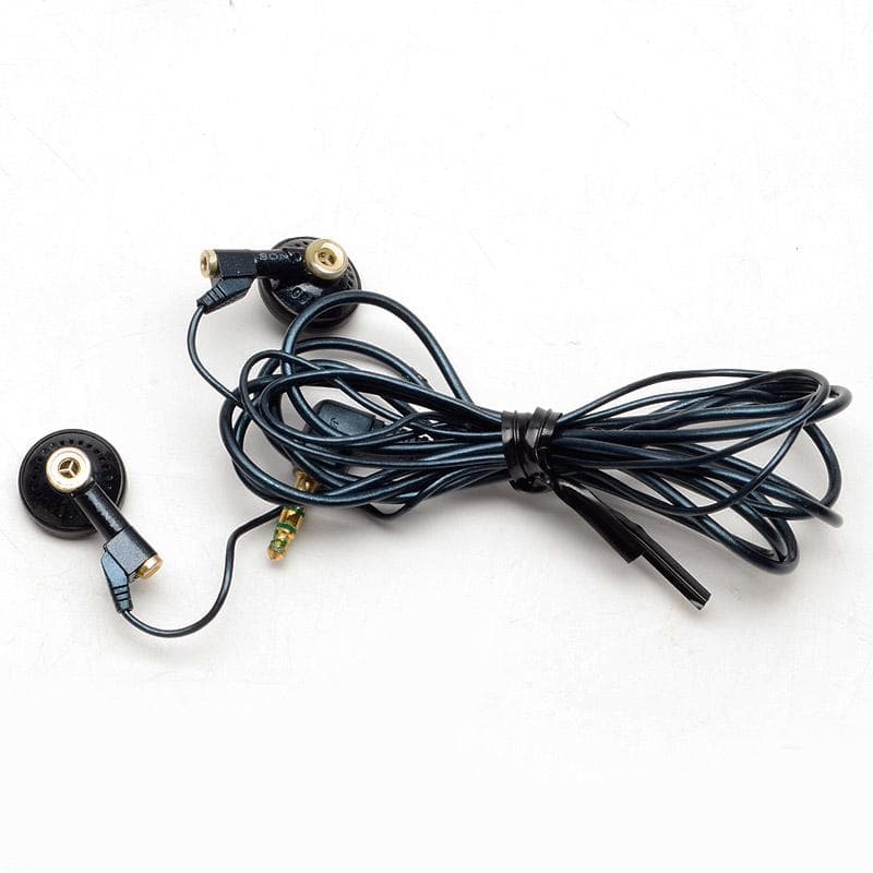 な*え様 希少★ソニー　ラジオ付きカセットウォークマン　WM-F15　ジャンク